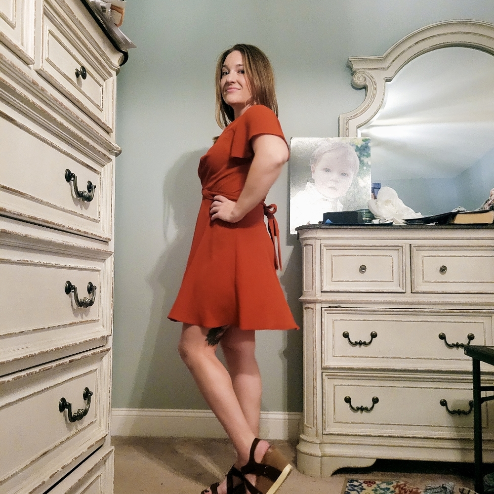 Rust orange Vine & Love dress size small